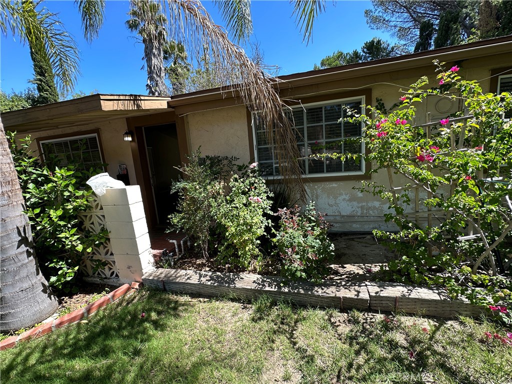 12126 El Oro Way