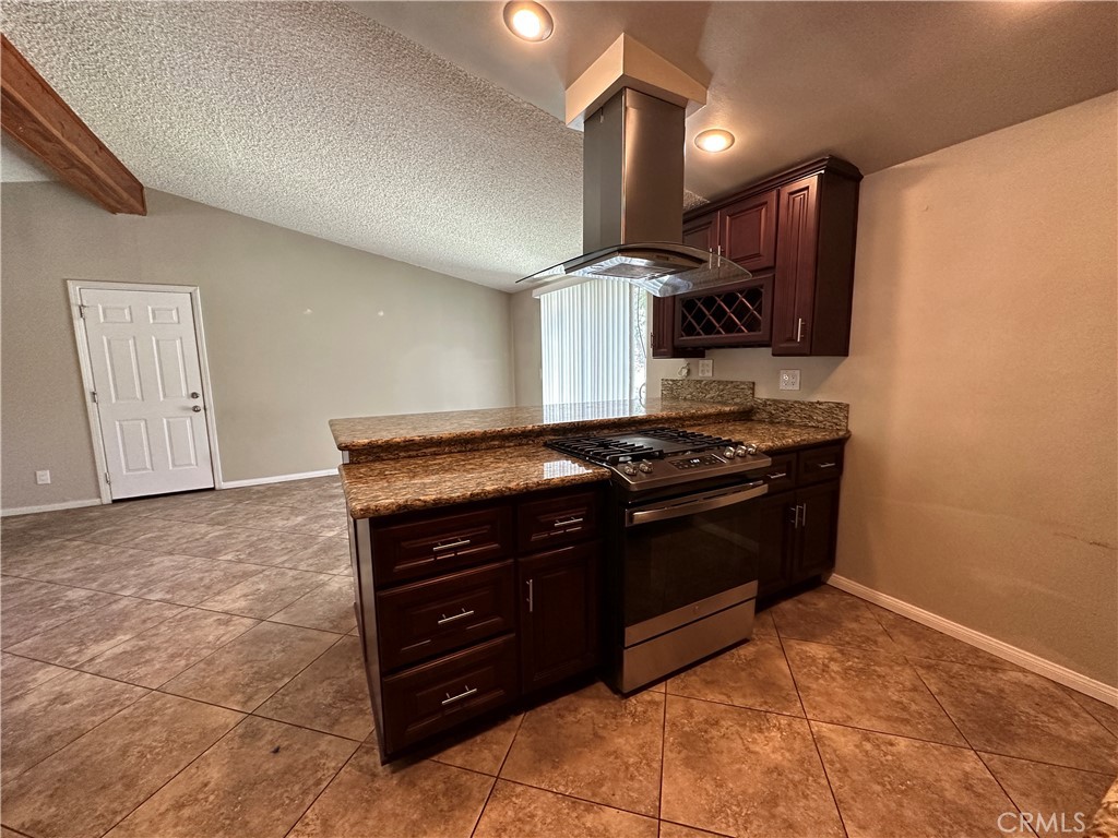 12126 El Oro Way