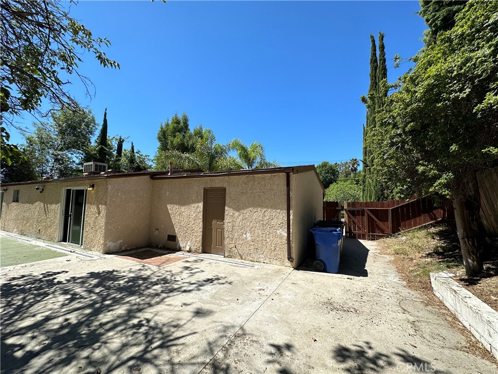 12126 El Oro Way