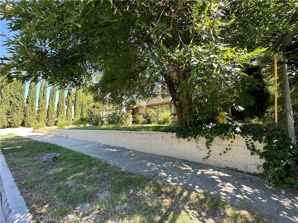 12126 El Oro Way