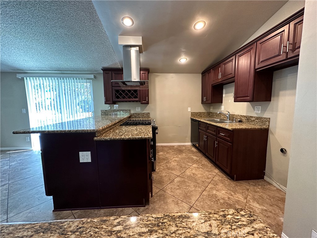 12126 El Oro Way