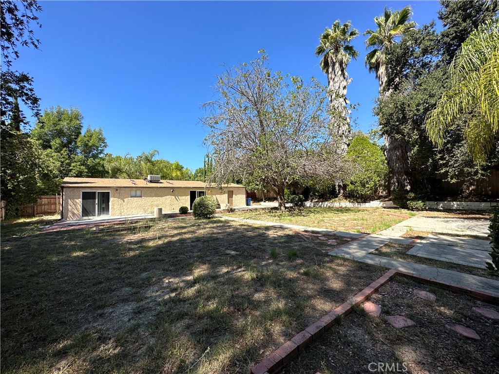 12126 El Oro Way