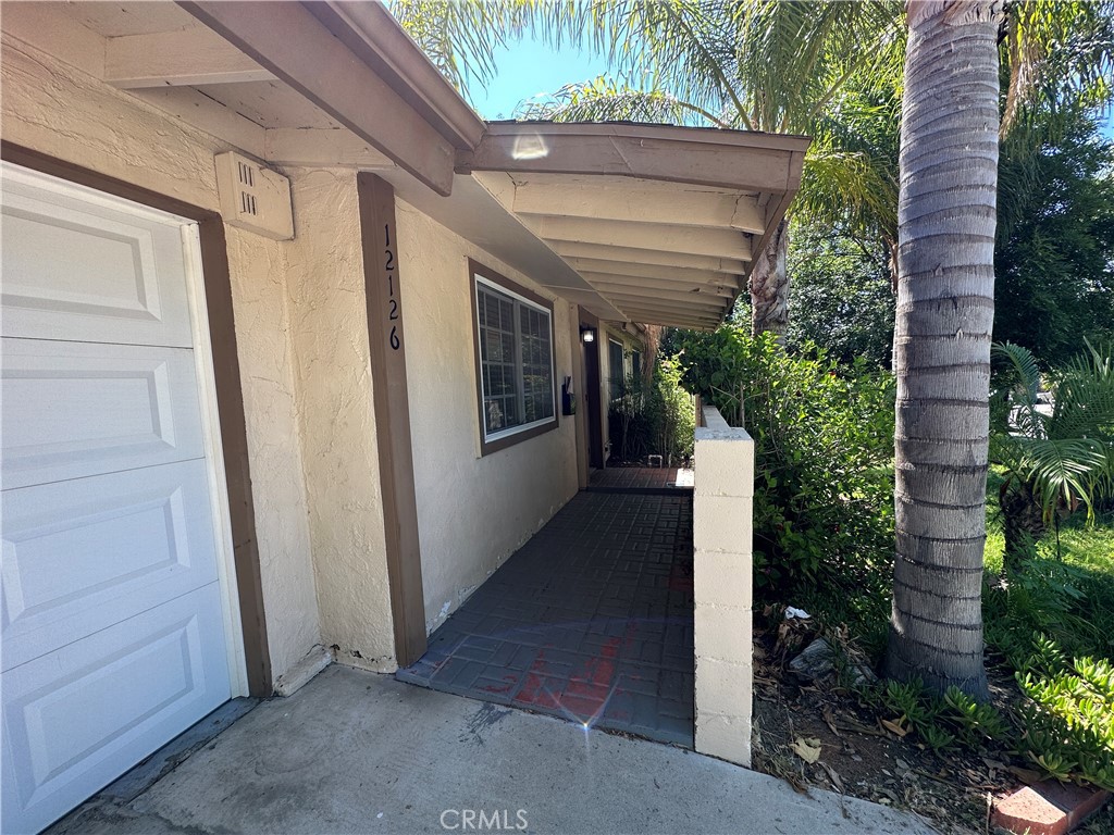 12126 El Oro Way