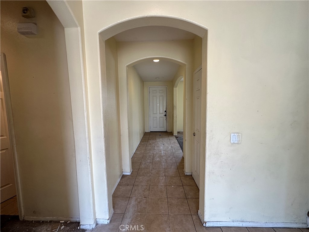 374 Cantata Avenue