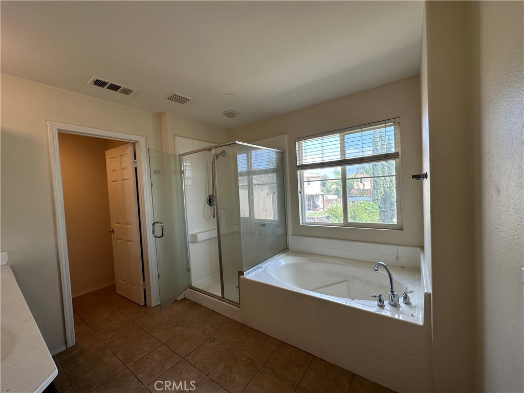 374 Cantata Avenue