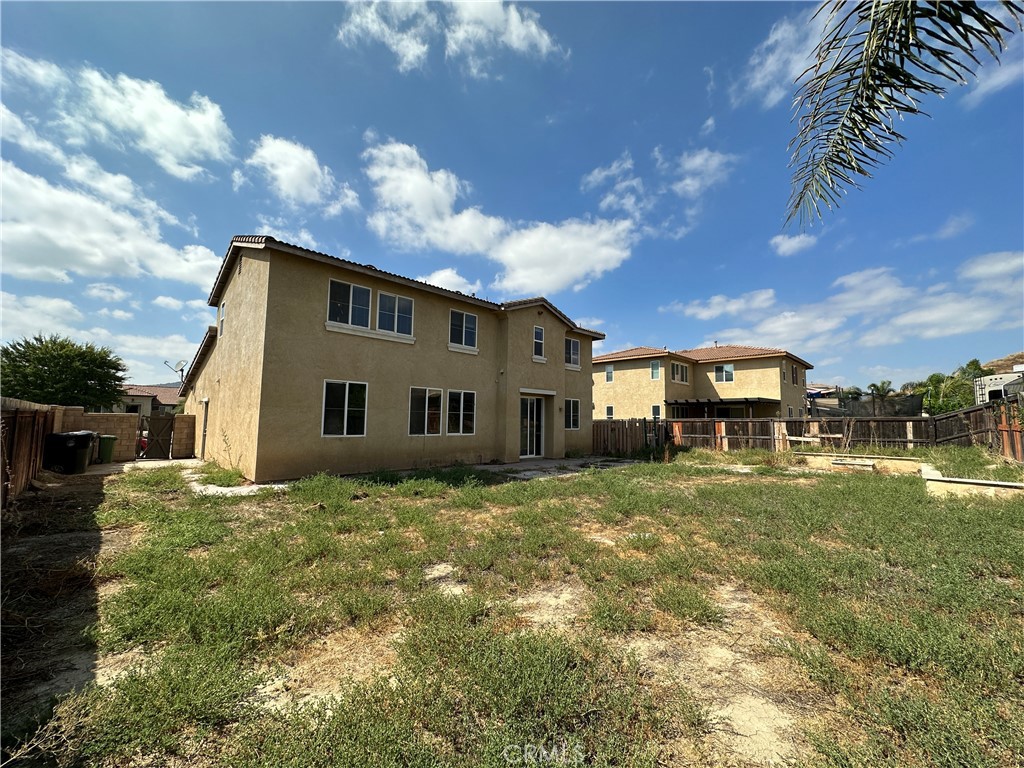 374 Cantata Avenue