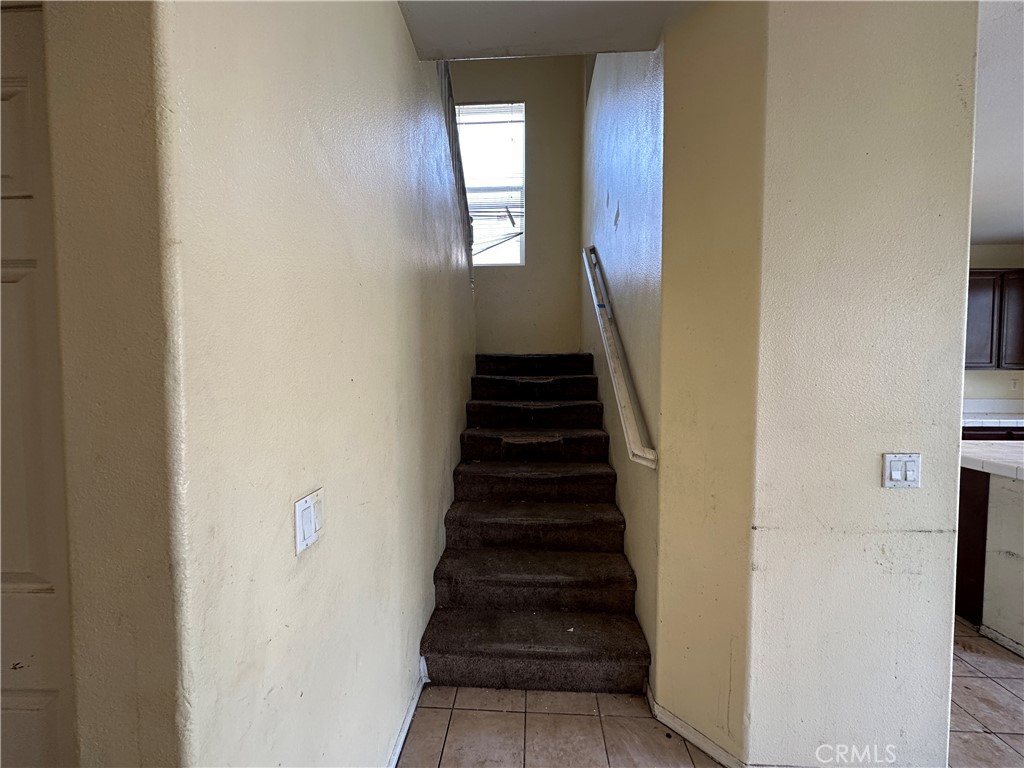 374 Cantata Avenue