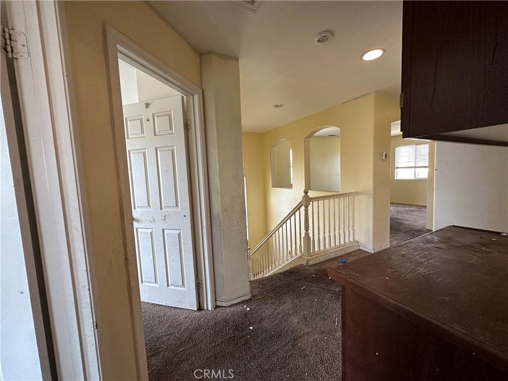 374 Cantata Avenue