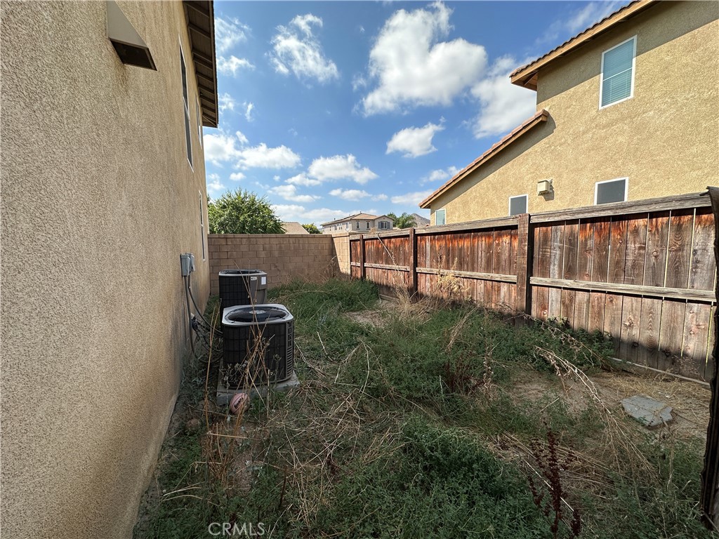 374 Cantata Avenue
