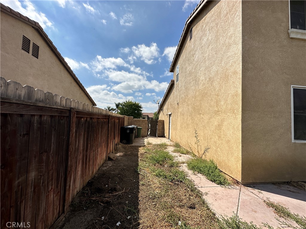 374 Cantata Avenue