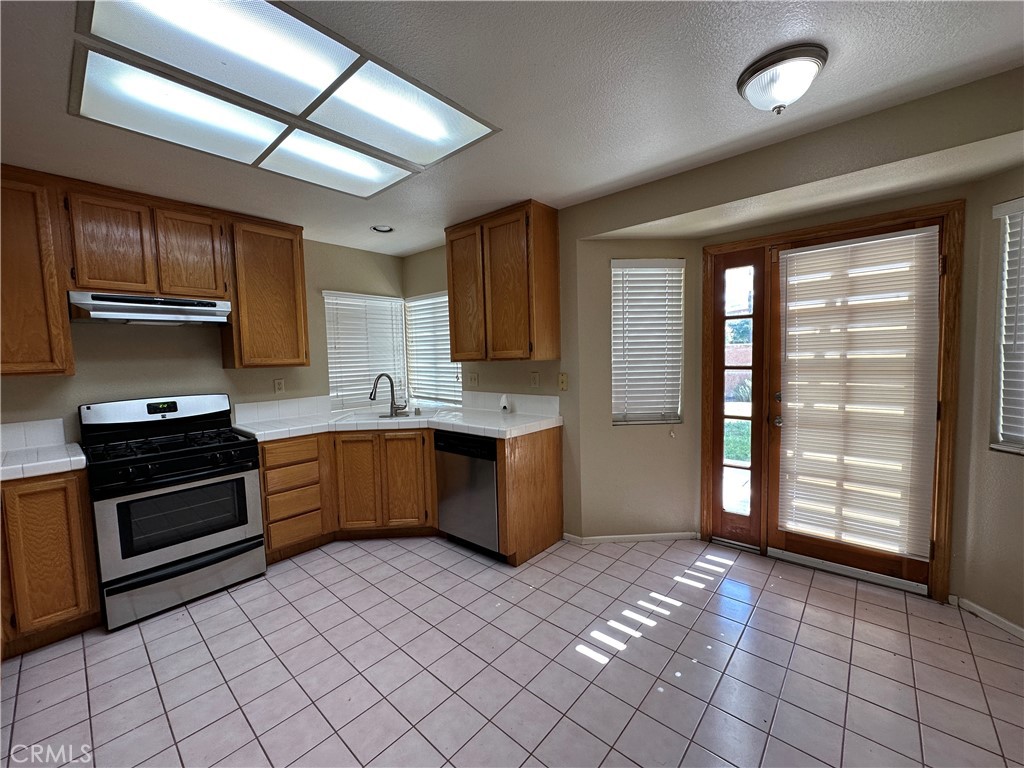 28061 Lemonwood Drive