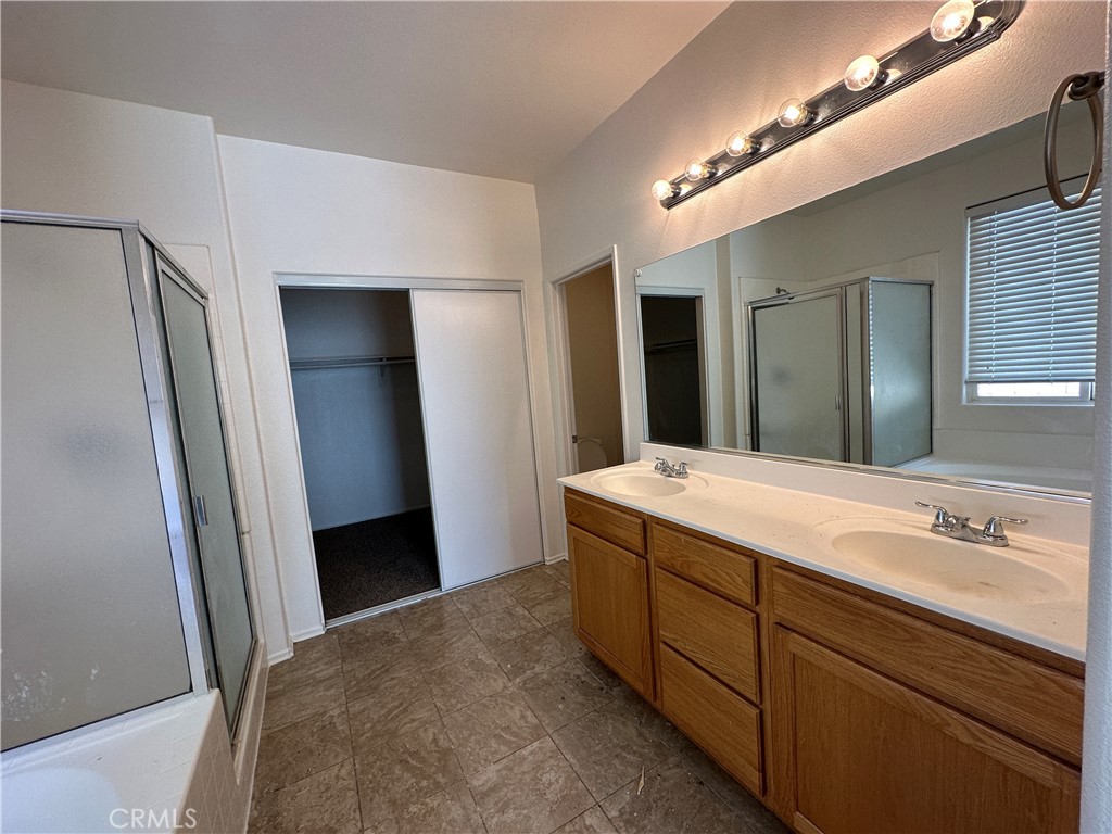 5762 Viking Way