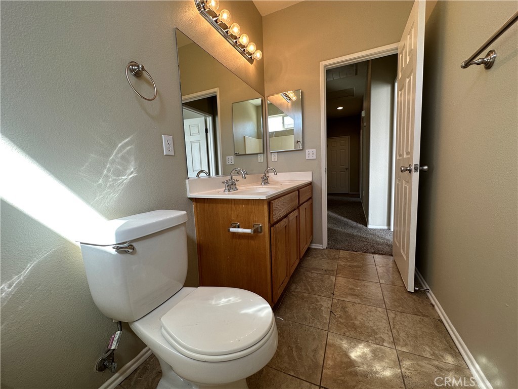 5762 Viking Way