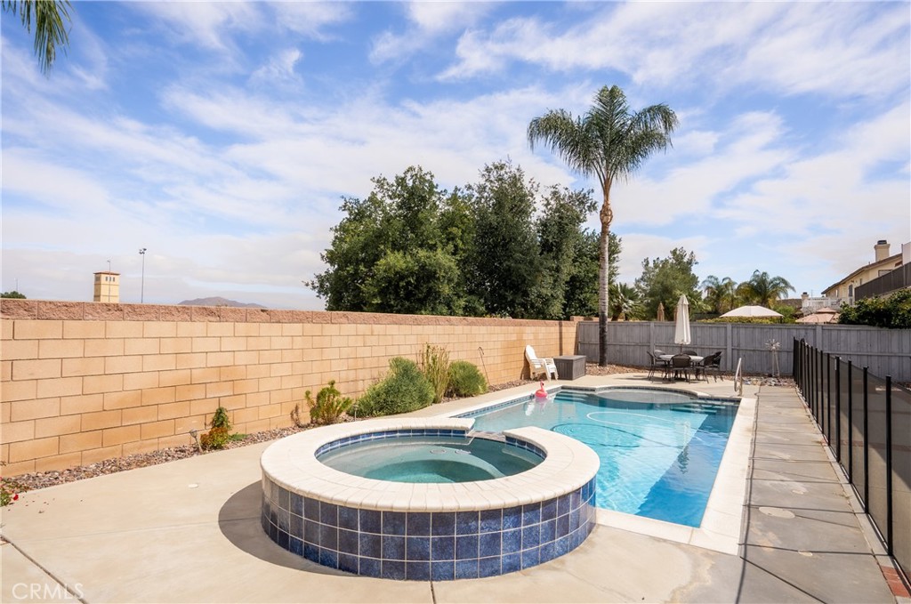 28618 Midsummer Lane