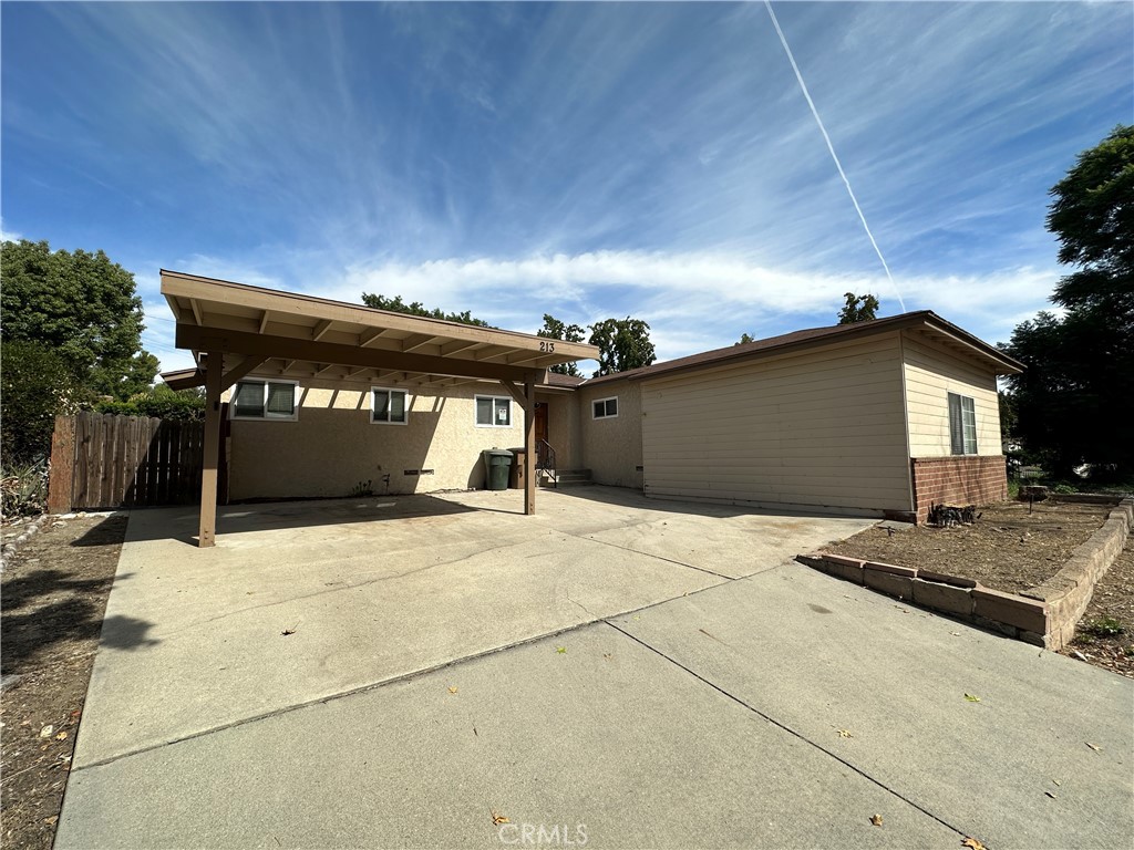 213 Creighton Circle