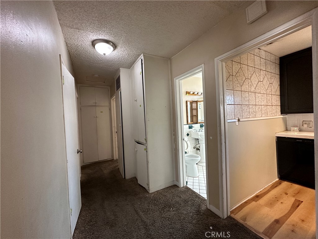 25469 Edgemont Drive