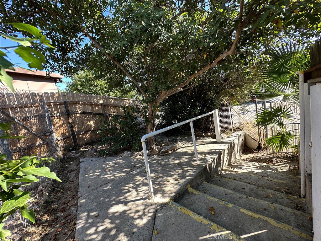 25469 Edgemont Drive