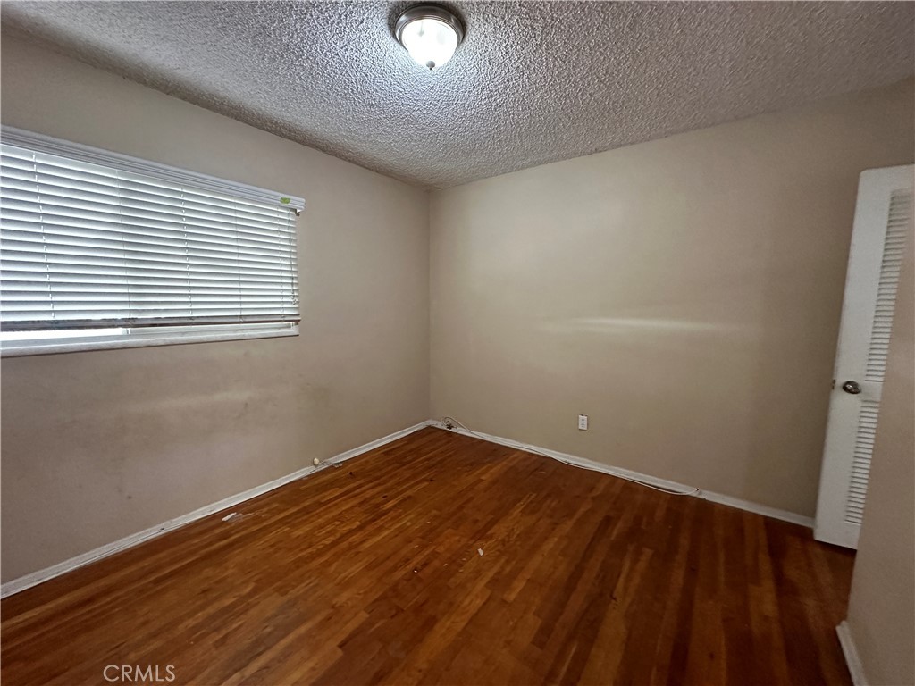 25469 Edgemont Drive