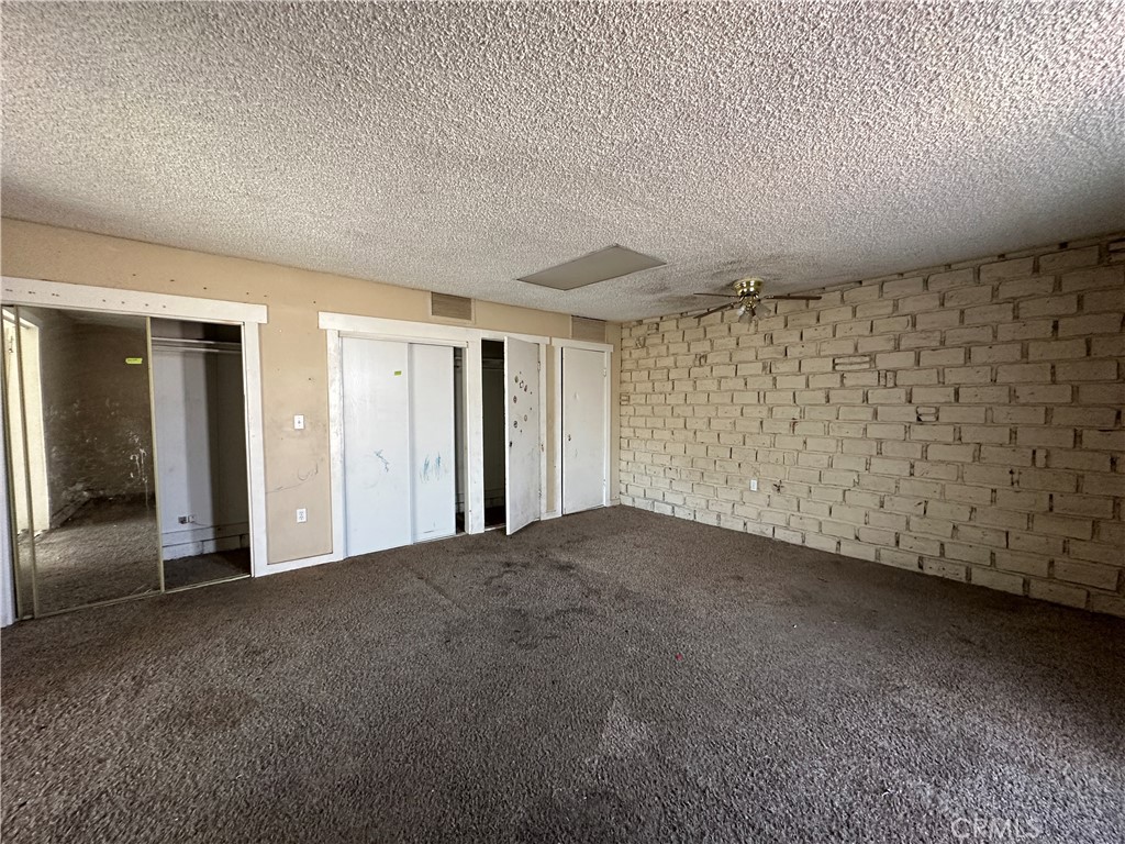 25469 Edgemont Drive