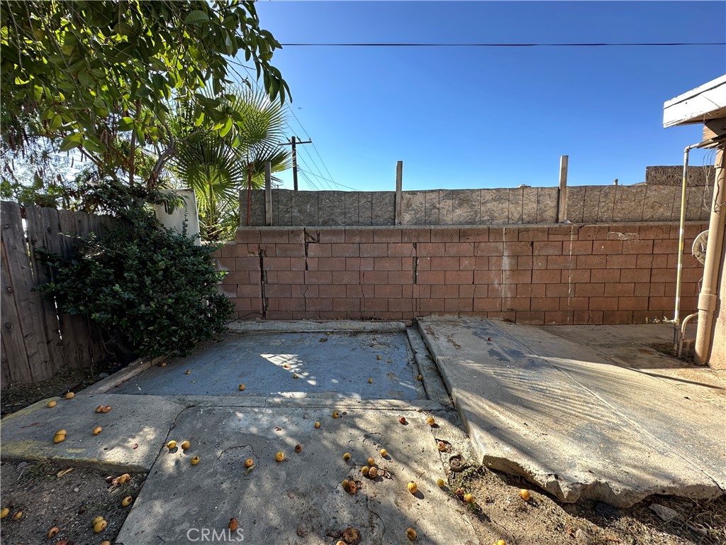 25469 Edgemont Drive