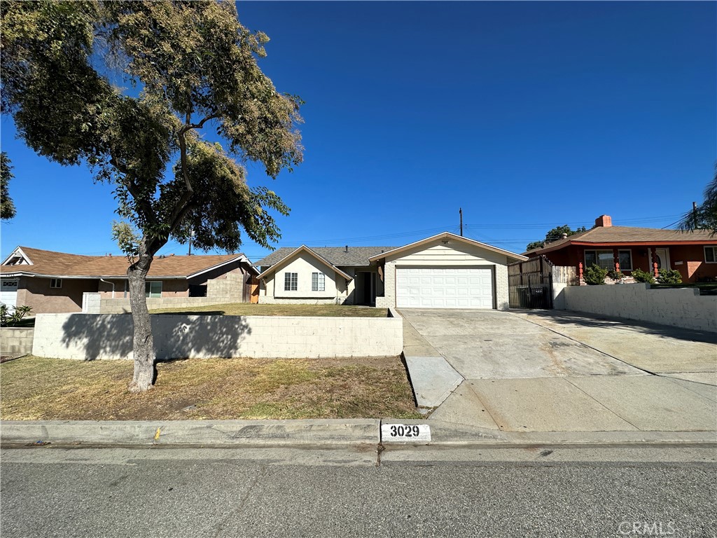 3029 E Merrygrove Street