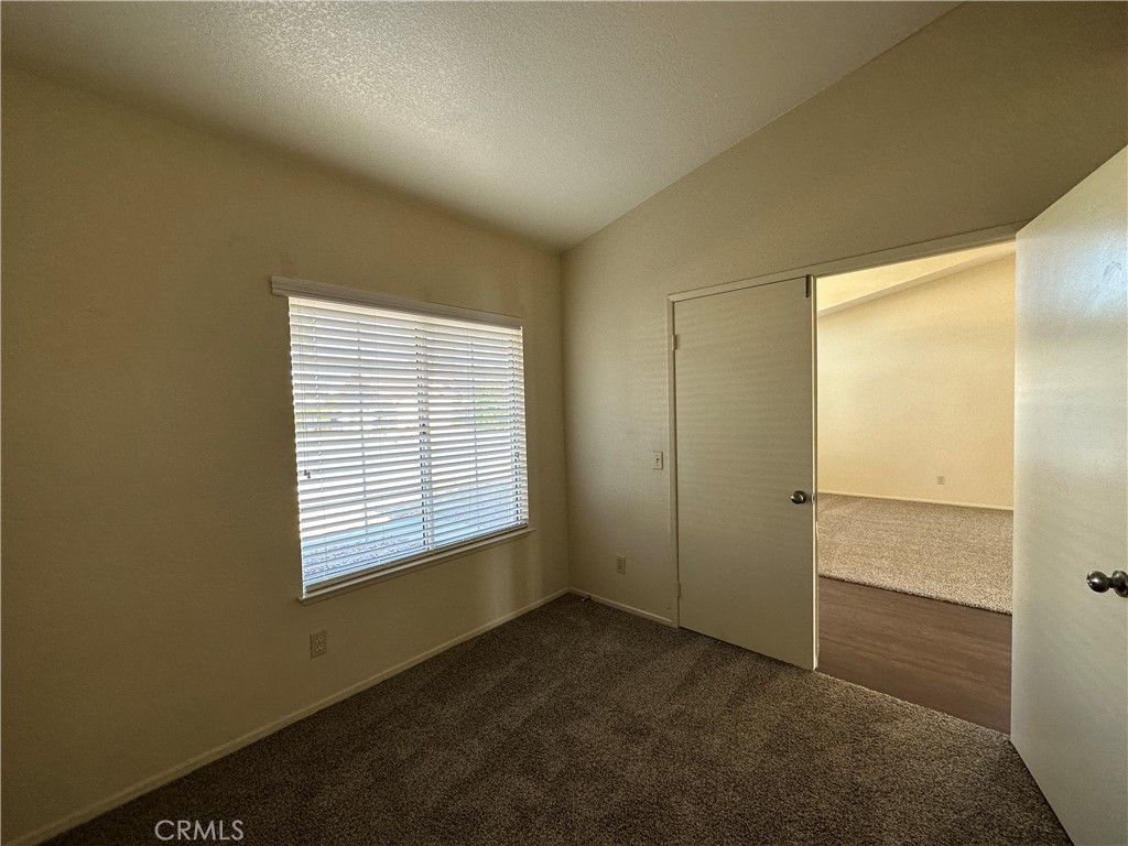 43391 Avenida Miraflores