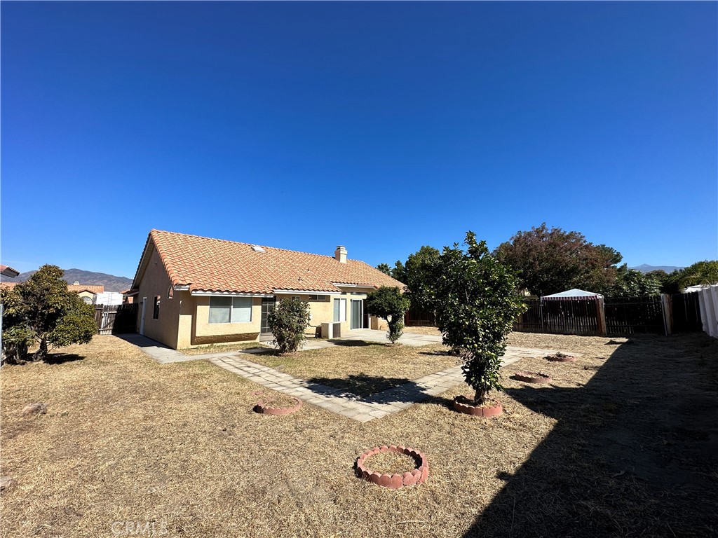 43391 Avenida Miraflores