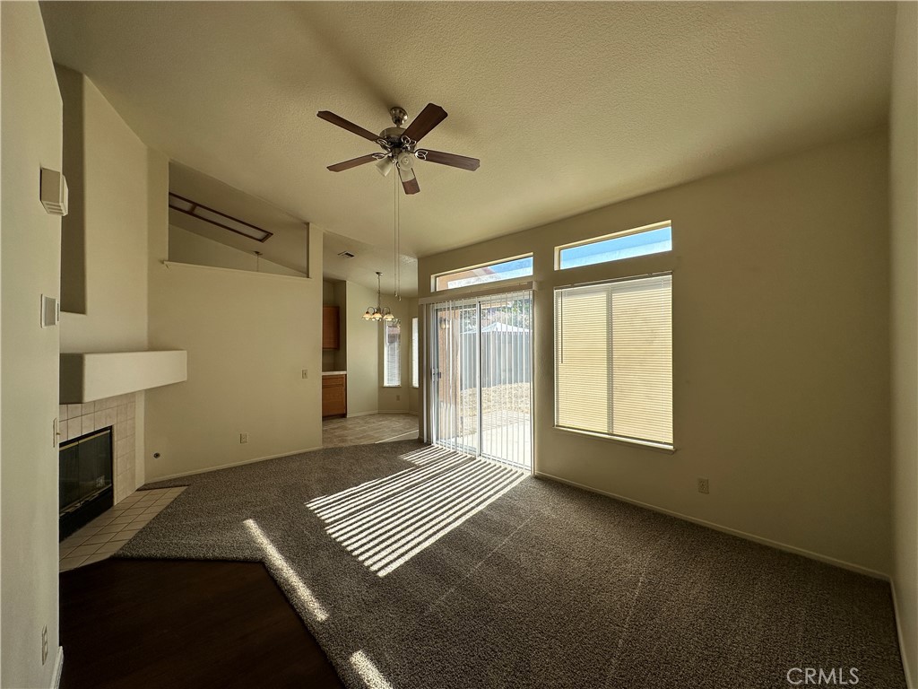 43391 Avenida Miraflores