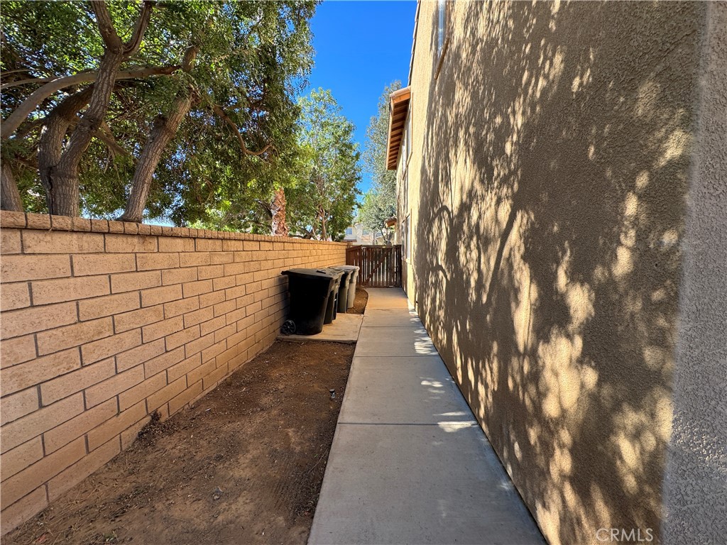 3888 Albillo Loop
