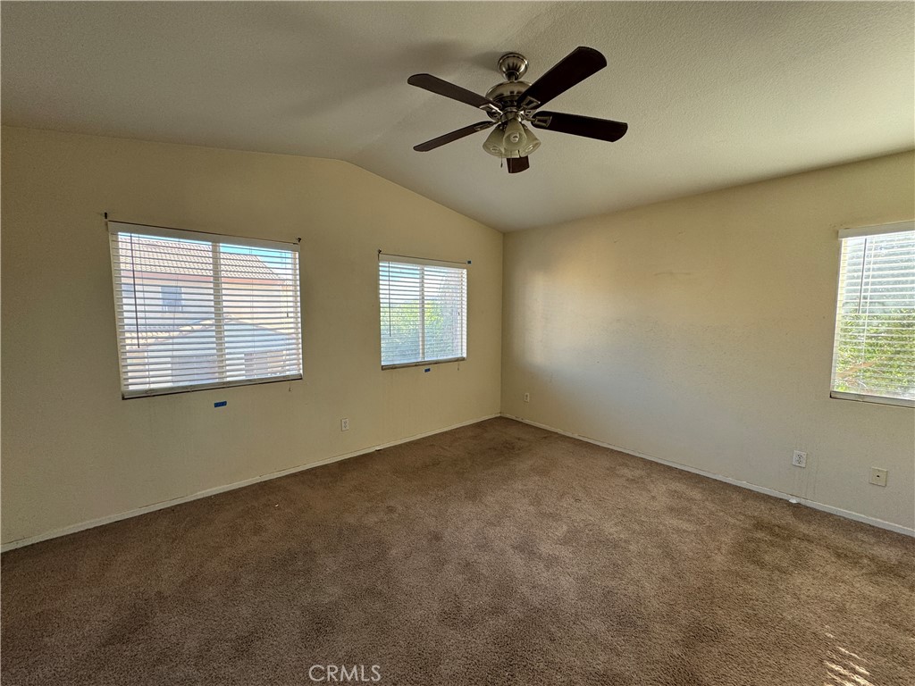 3888 Albillo Loop