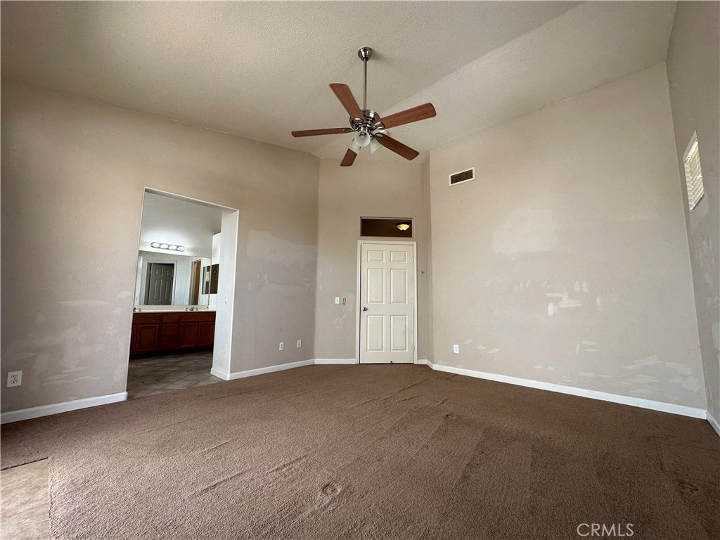 29114 Wayfarer Lane