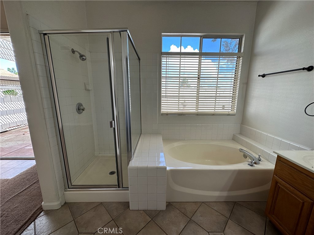 29114 Wayfarer Lane