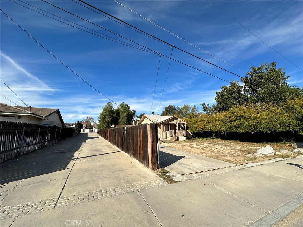 9297 Duncan Avenue