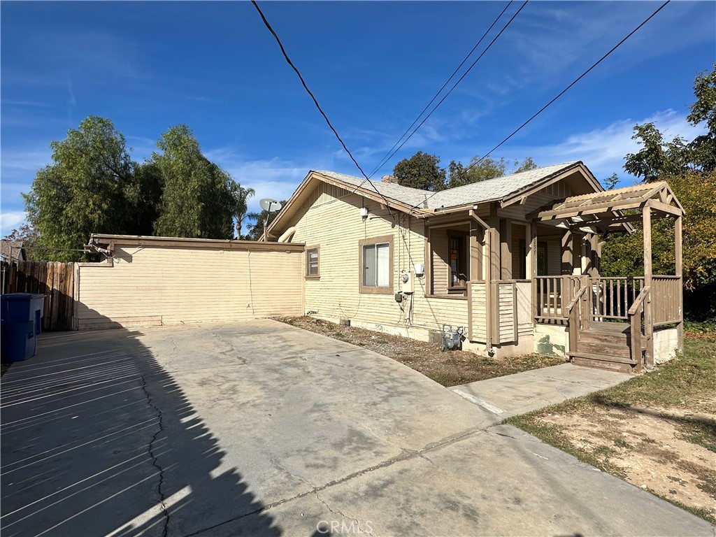 9297 Duncan Avenue