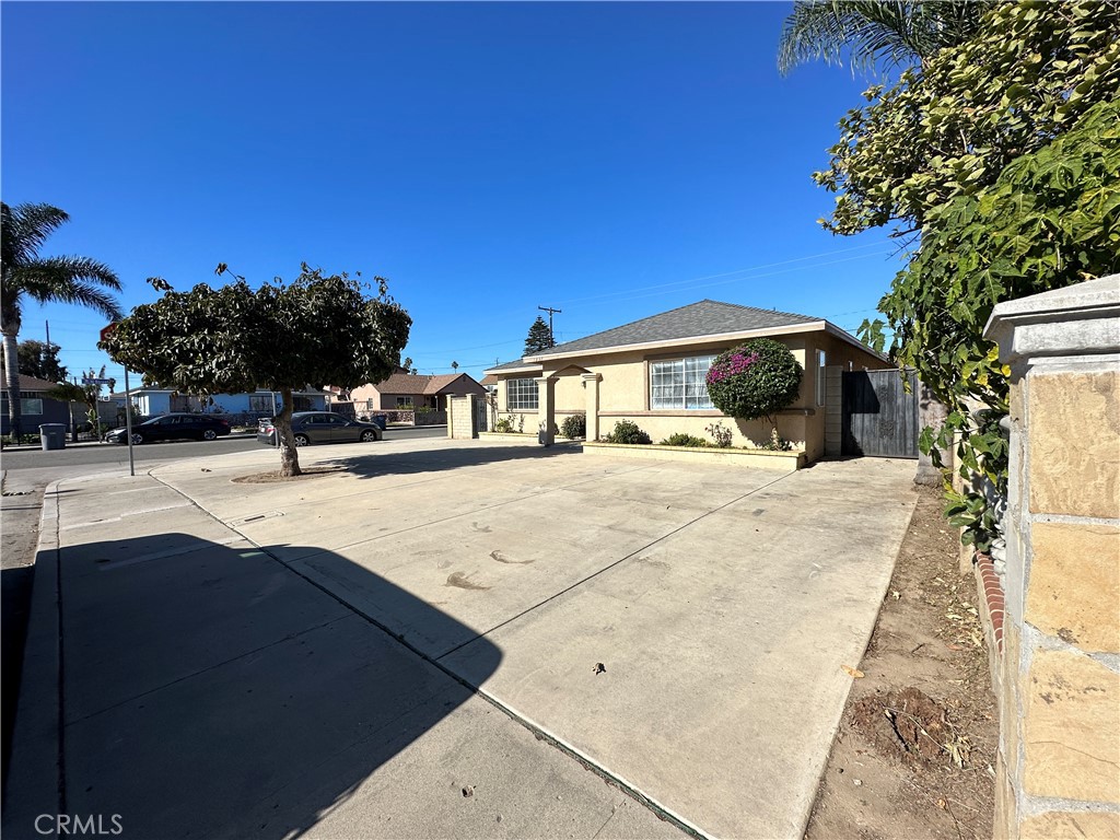 1337 W Birch Street