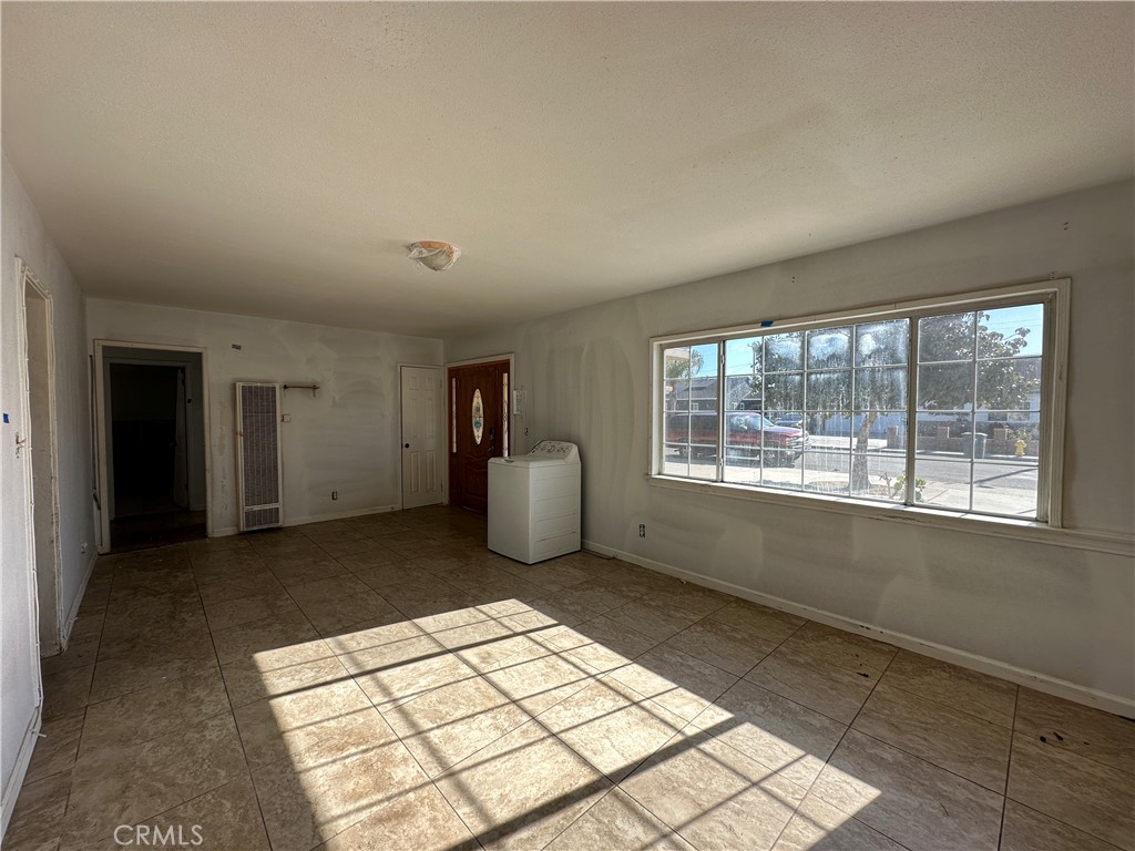 1337 W Birch Street