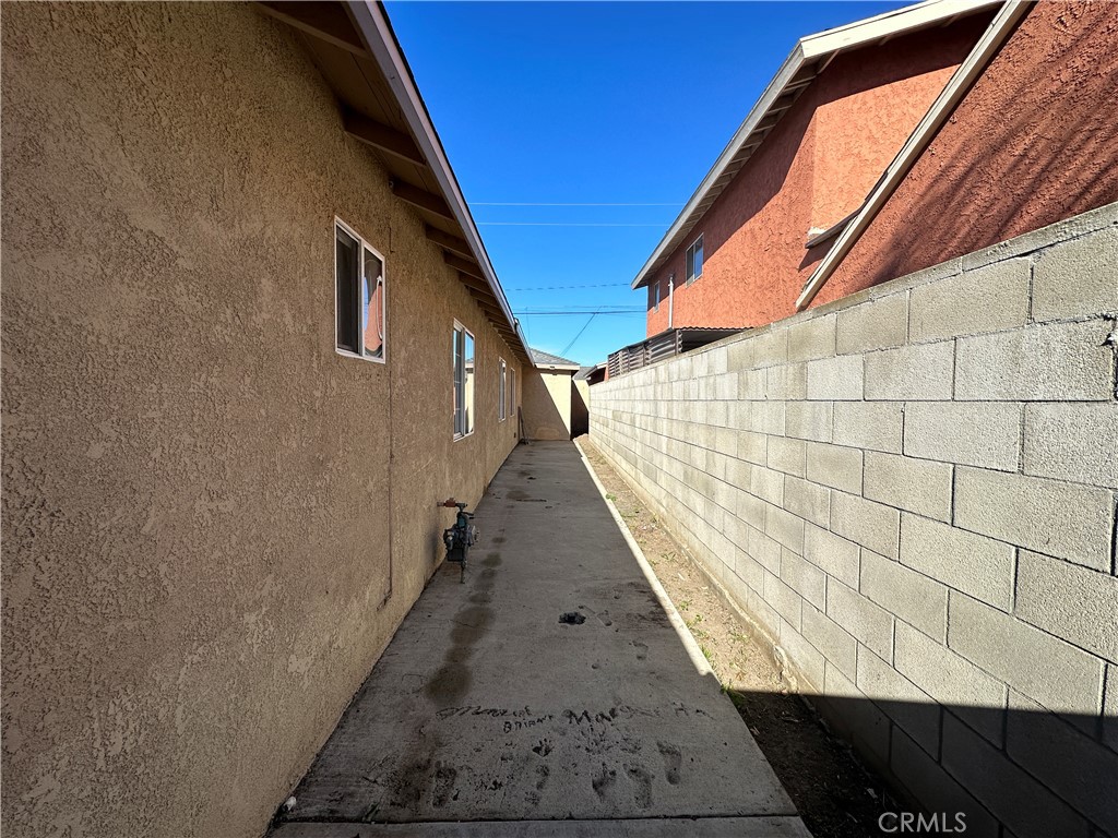 1337 W Birch Street