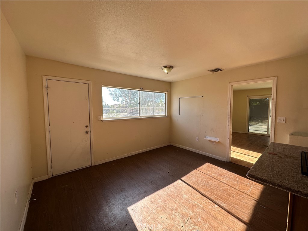 6138 Cedar Avenue