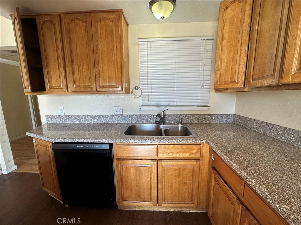 6138 Cedar Avenue