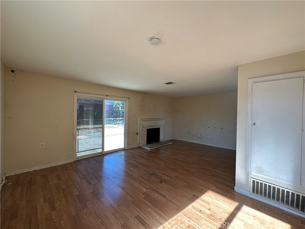 6138 Cedar Avenue
