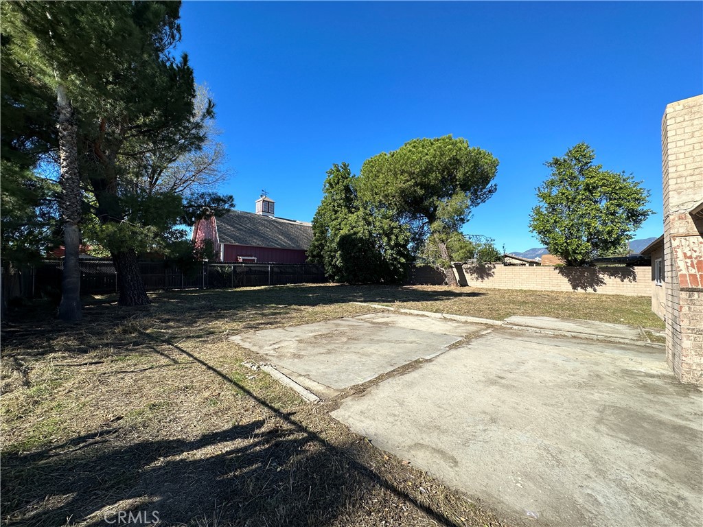 6138 Cedar Avenue