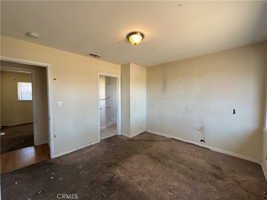 6138 Cedar Avenue