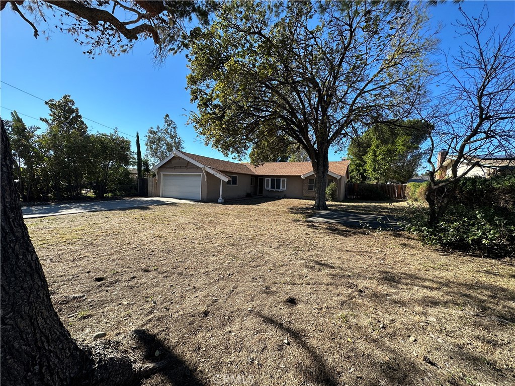 6138 Cedar Avenue