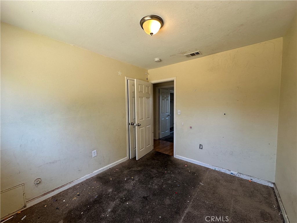 6138 Cedar Avenue