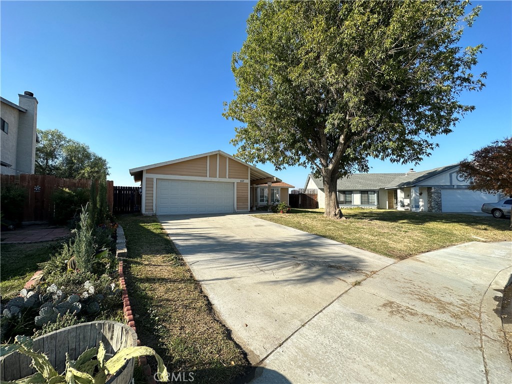 557 Wimbledon Drive