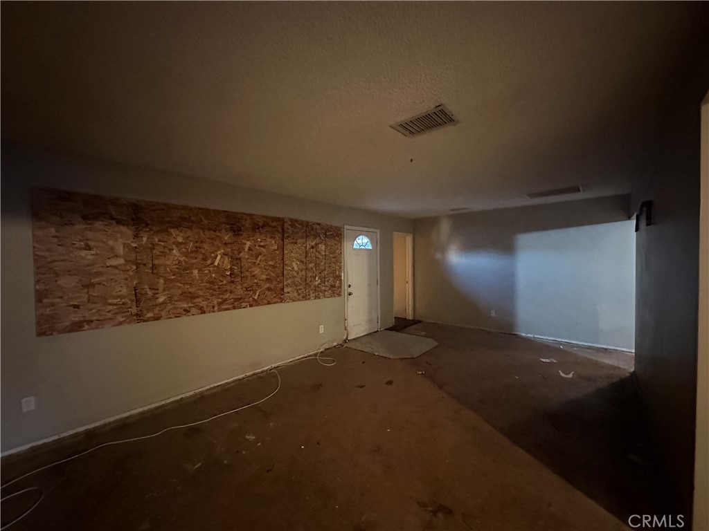 1487 W 10th Street