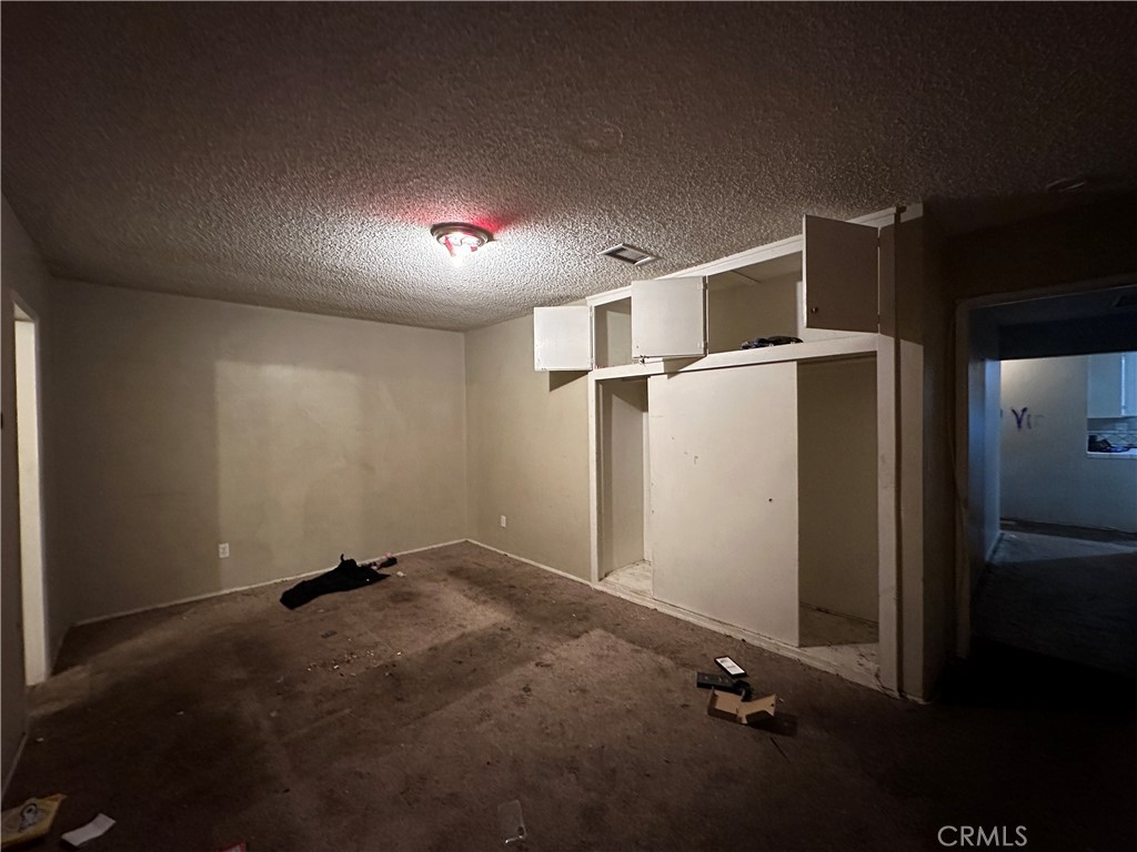 1487 W 10th Street