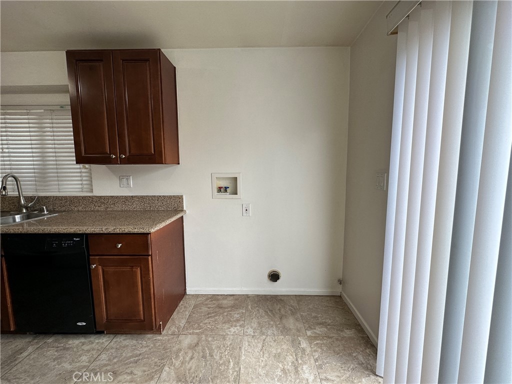 13137 Aztec Street