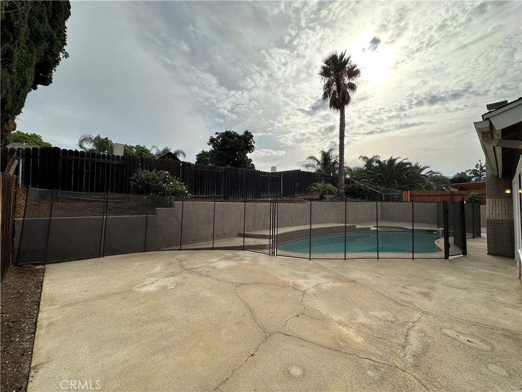 1427 Garnet Street