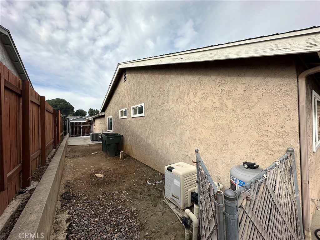 1427 Garnet Street